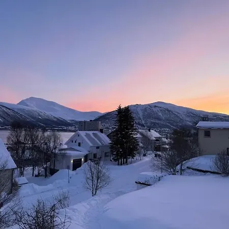 Arctic View - Calm And Διαμέρισμα *